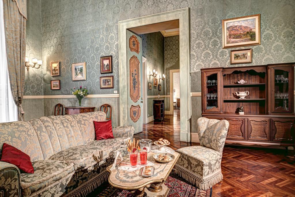Arthouse Lady Marys Tribunali Luxury Suite Napoli Eksteriør bilde