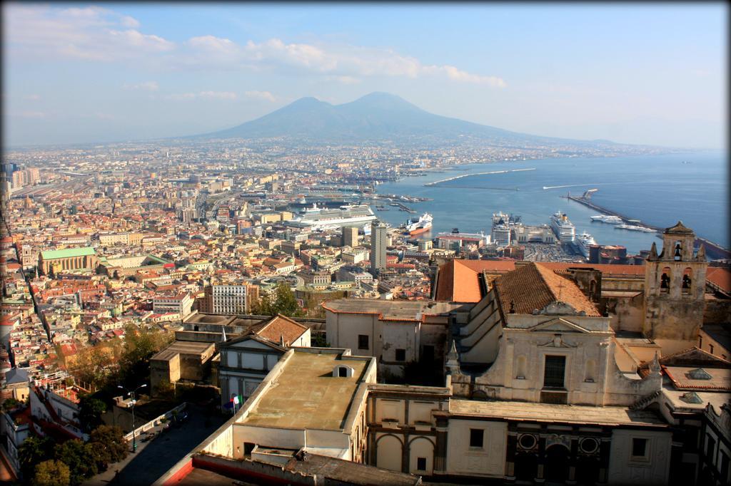 Arthouse Lady Marys Tribunali Luxury Suite Napoli Eksteriør bilde